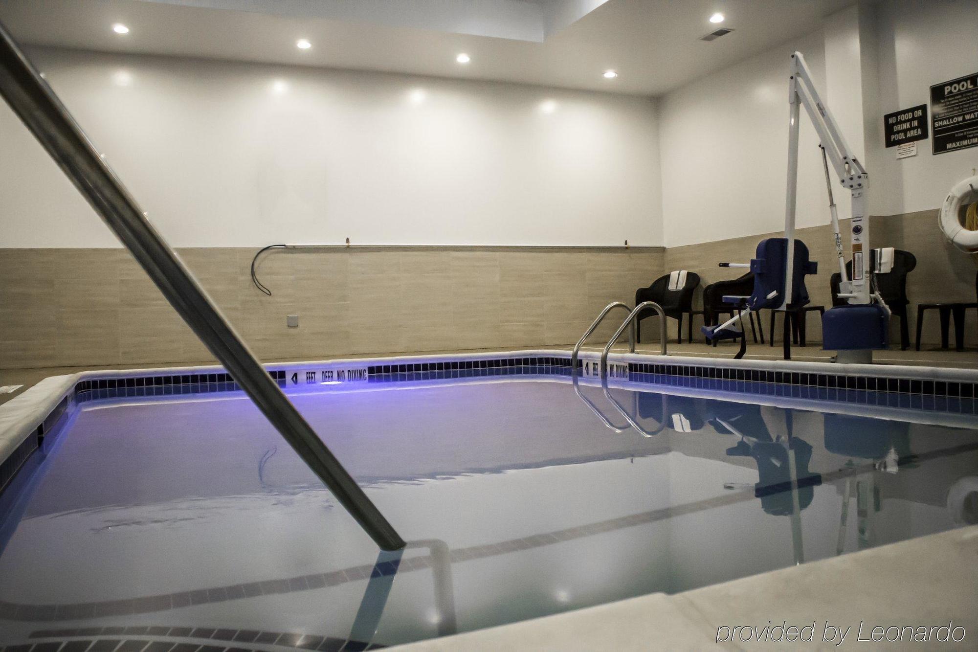 Holiday Inn Express & Suites - Albany Airport - Wolf Road By Ihg Dış mekan fotoğraf